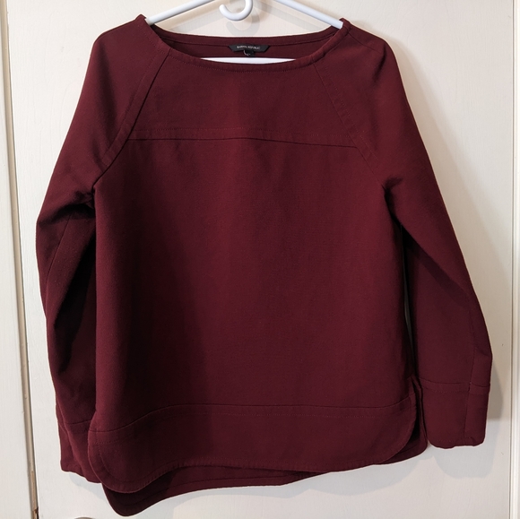 Banana Republic Sweaters - Banana Republic Maroon Sweater in Medium